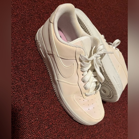 Nike Air Force 1'07 'Reflective' Women's
Size 8.5 - Picture 1 of 7